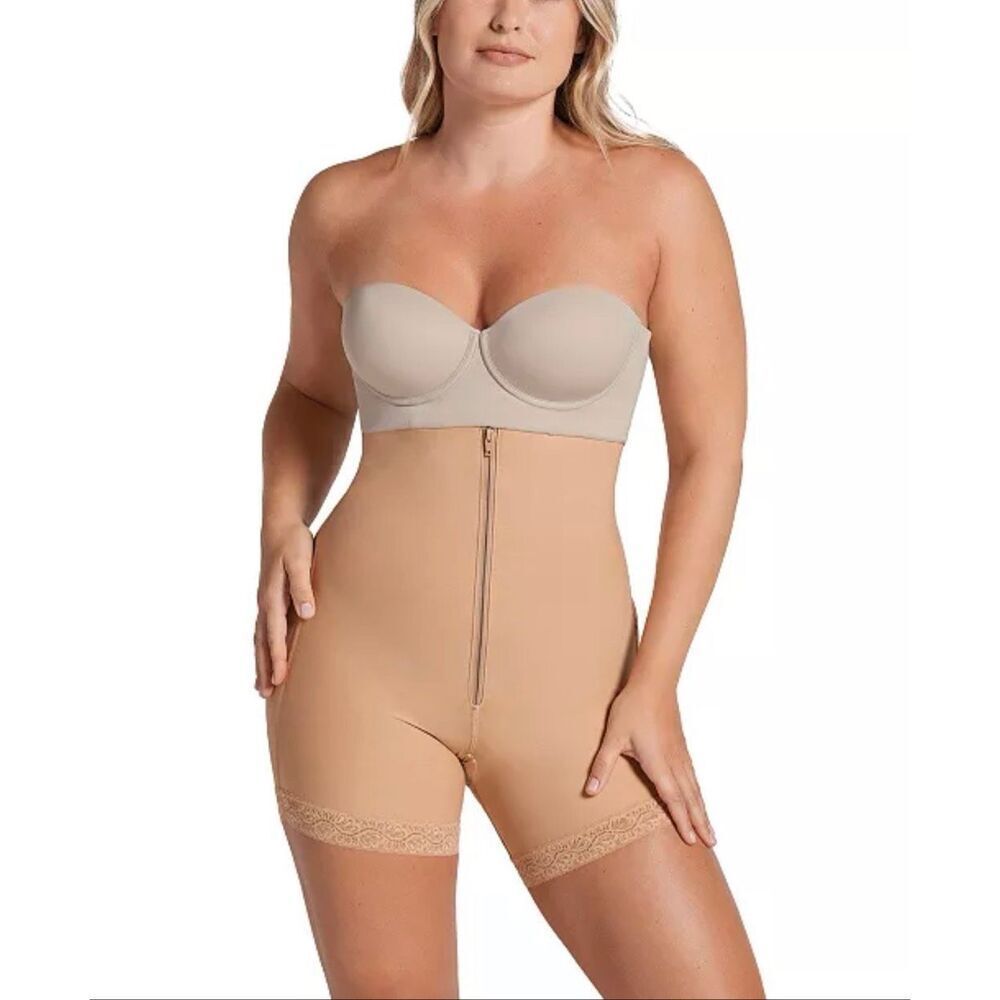 LEONISA NWT Firm Tummy Control Body Shaper Strapless Short Butt Lifter Golden Be